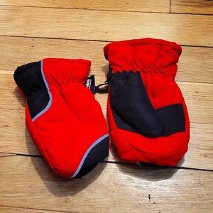 Thinsulate boys gloves NWT